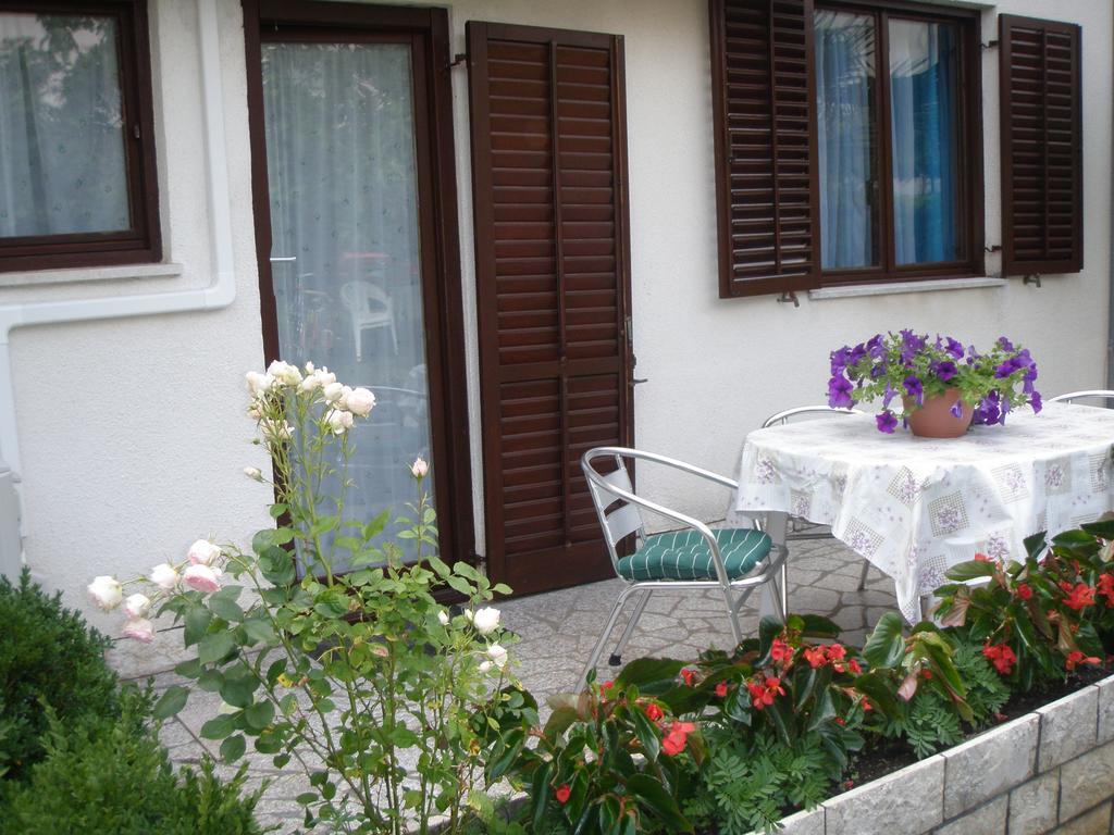 Apartments Katja Poreč Exterior foto