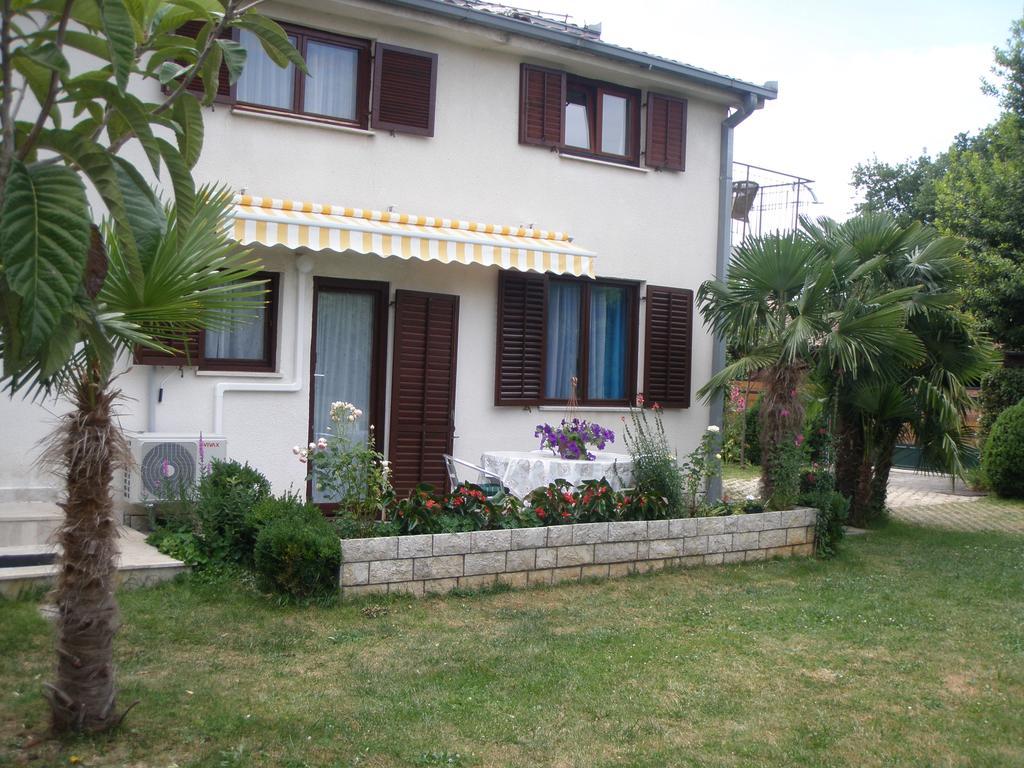 Apartments Katja Poreč Exterior foto