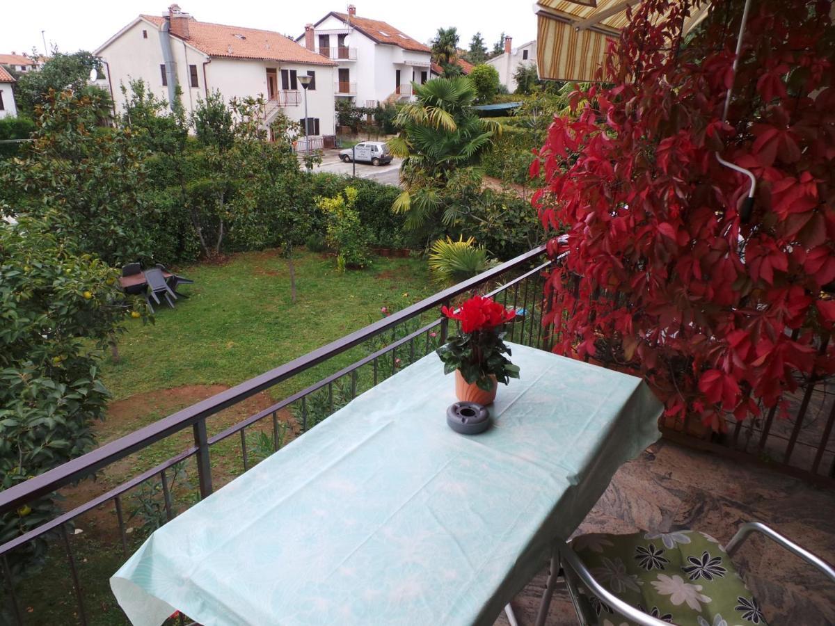 Apartments Katja Poreč Exterior foto